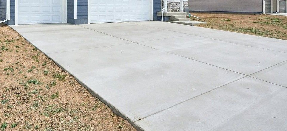 Concrete driveway in Cheyenne, WY